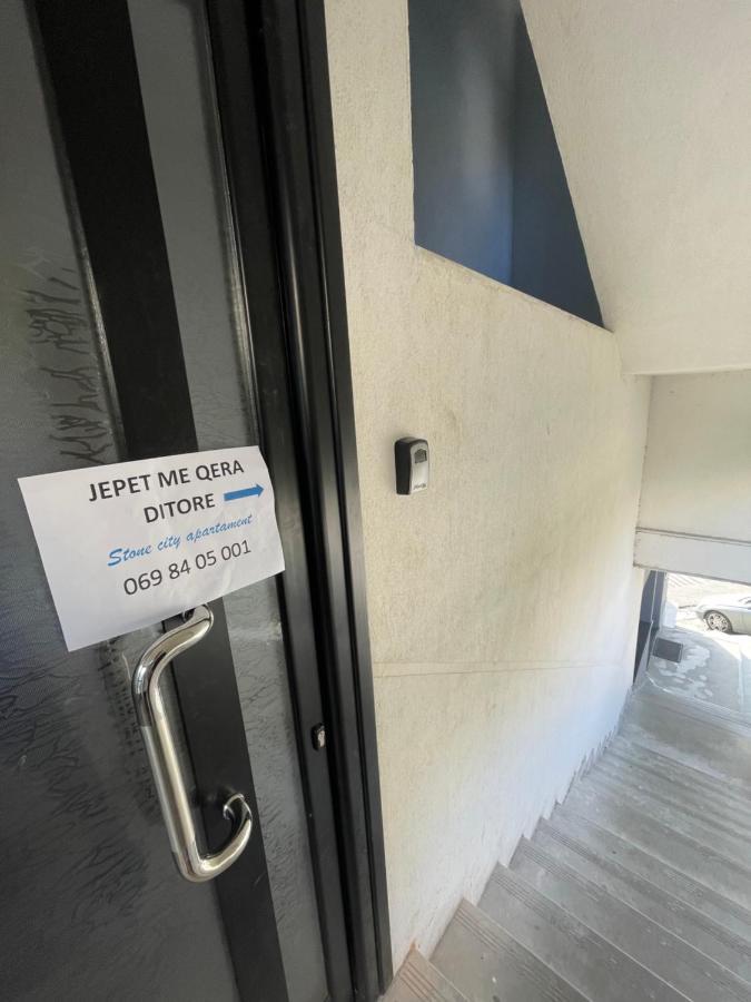 Stone City Apartament Lägenhet Gjirokastër Exteriör bild
