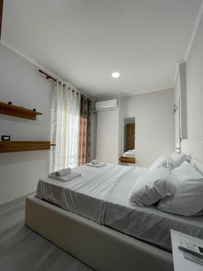 Stone City Apartament Lägenhet Gjirokastër Exteriör bild