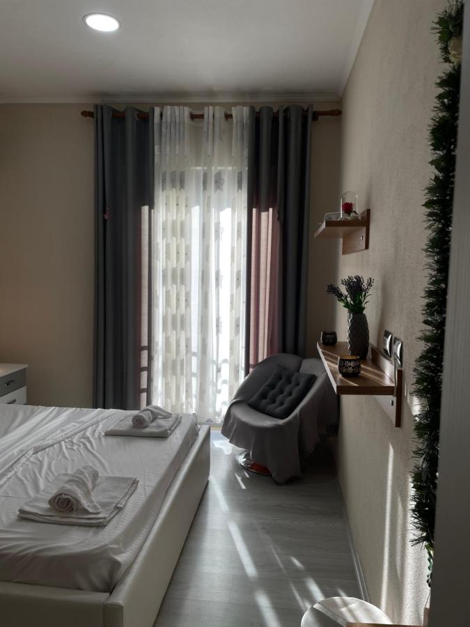 Stone City Apartament Lägenhet Gjirokastër Exteriör bild